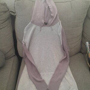 Banana Republic lightweight hoodie with long sleeves